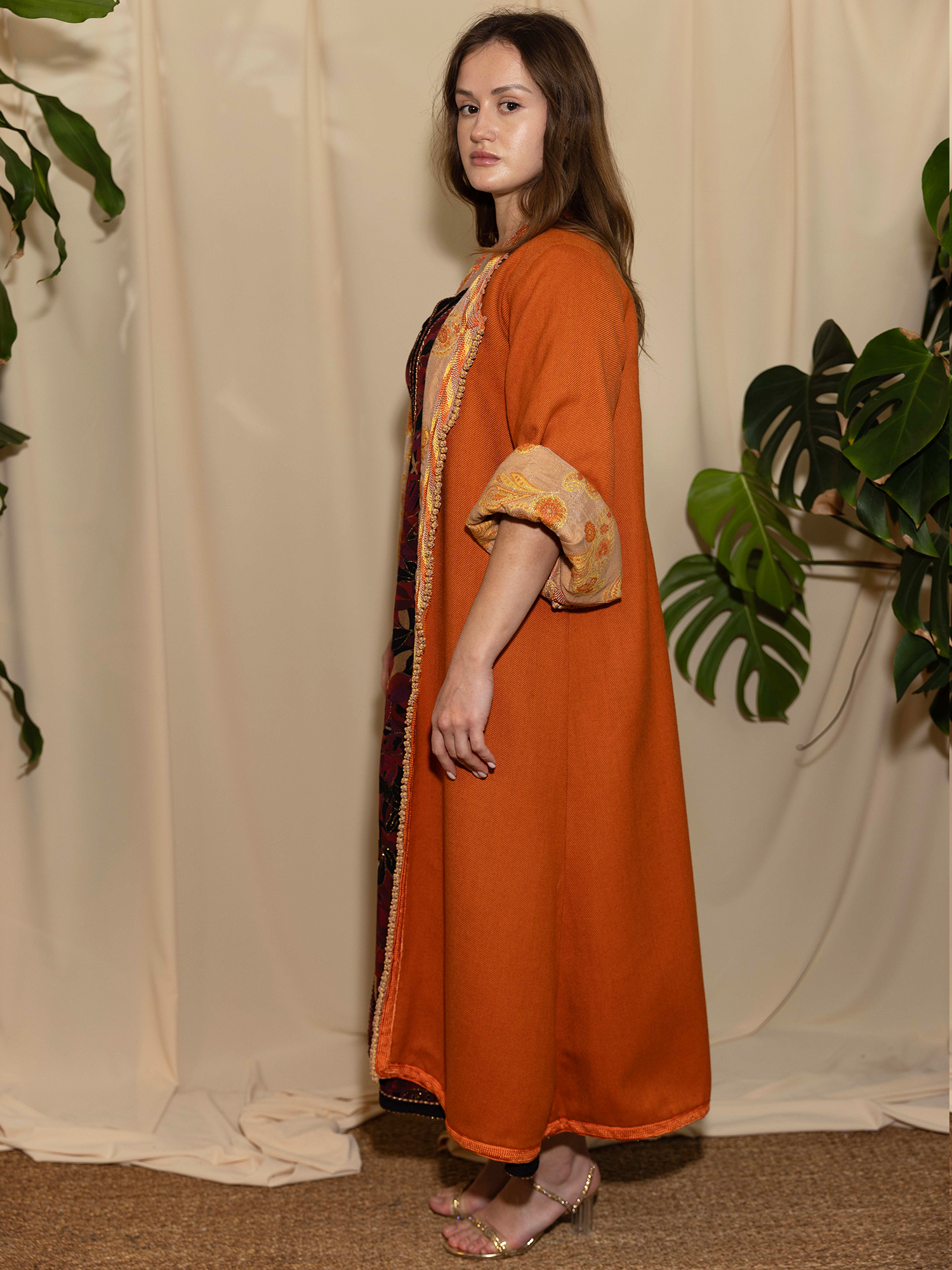 AMBER PASSAGE - Image 4