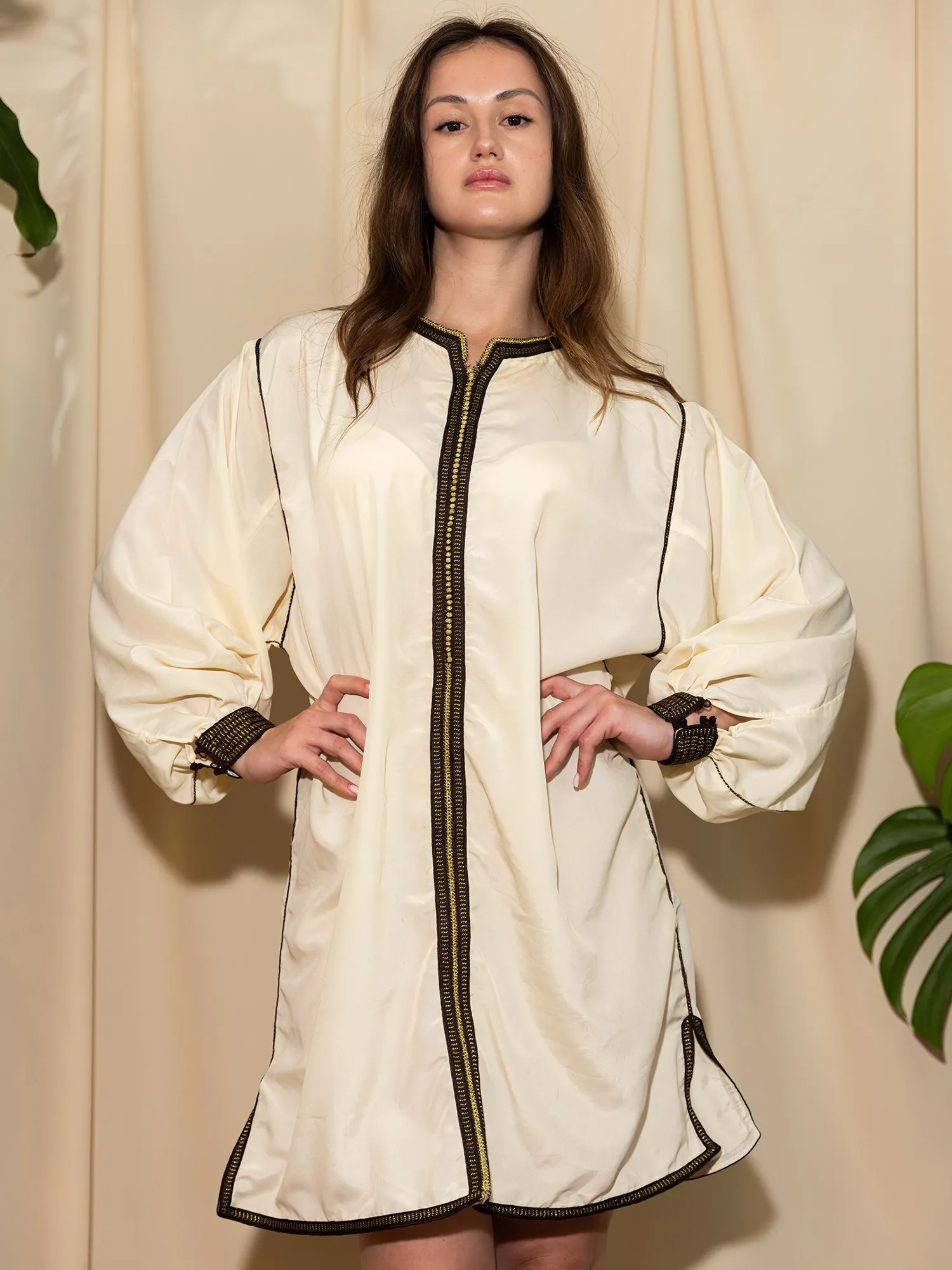 QUIET GLOW - Image 5